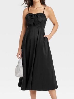 A New Day midi dress featuring a bow appliqué  - Size Small